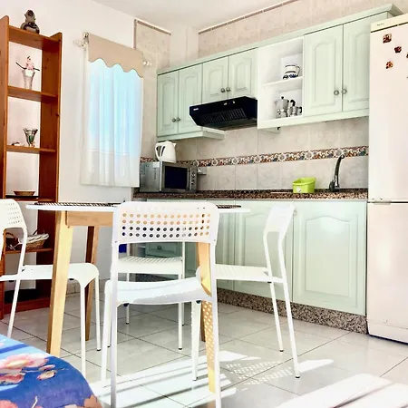 En Primera Linea De Playa, Centrico, Tranquilo Apartment *
