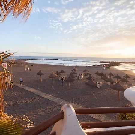 Apartament En Primera Linea De Playa, Centrico, Tranquilo *